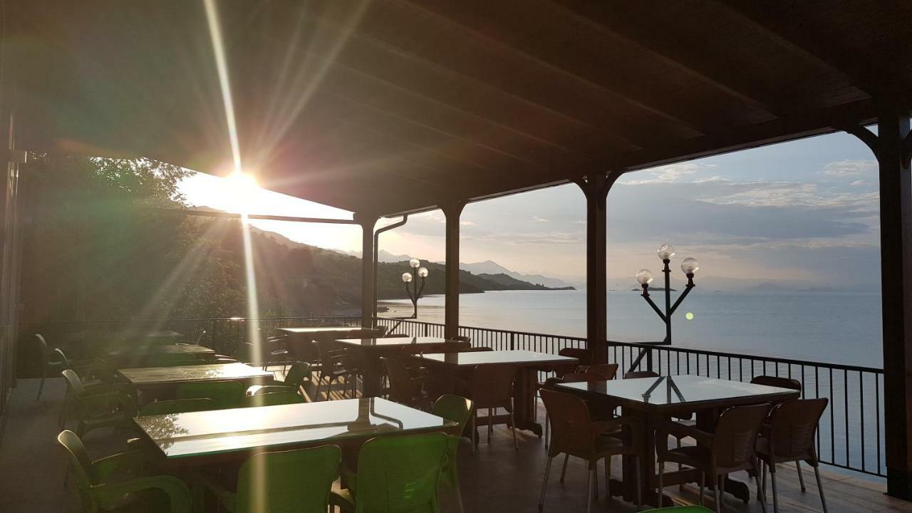 Rooms Lake View Balani Restaurant Shkodër Exterior foto
